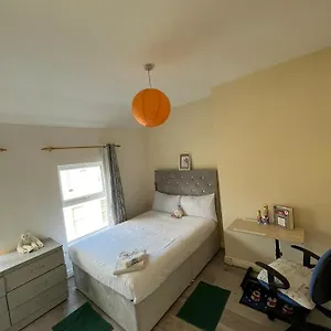 Centre 2 Allen Terrace Phibsborough 7 Dublin
